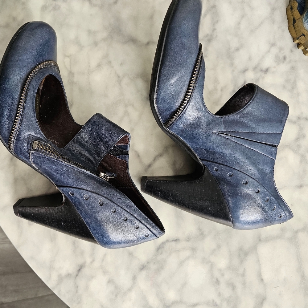 Blue heel booties Biviel